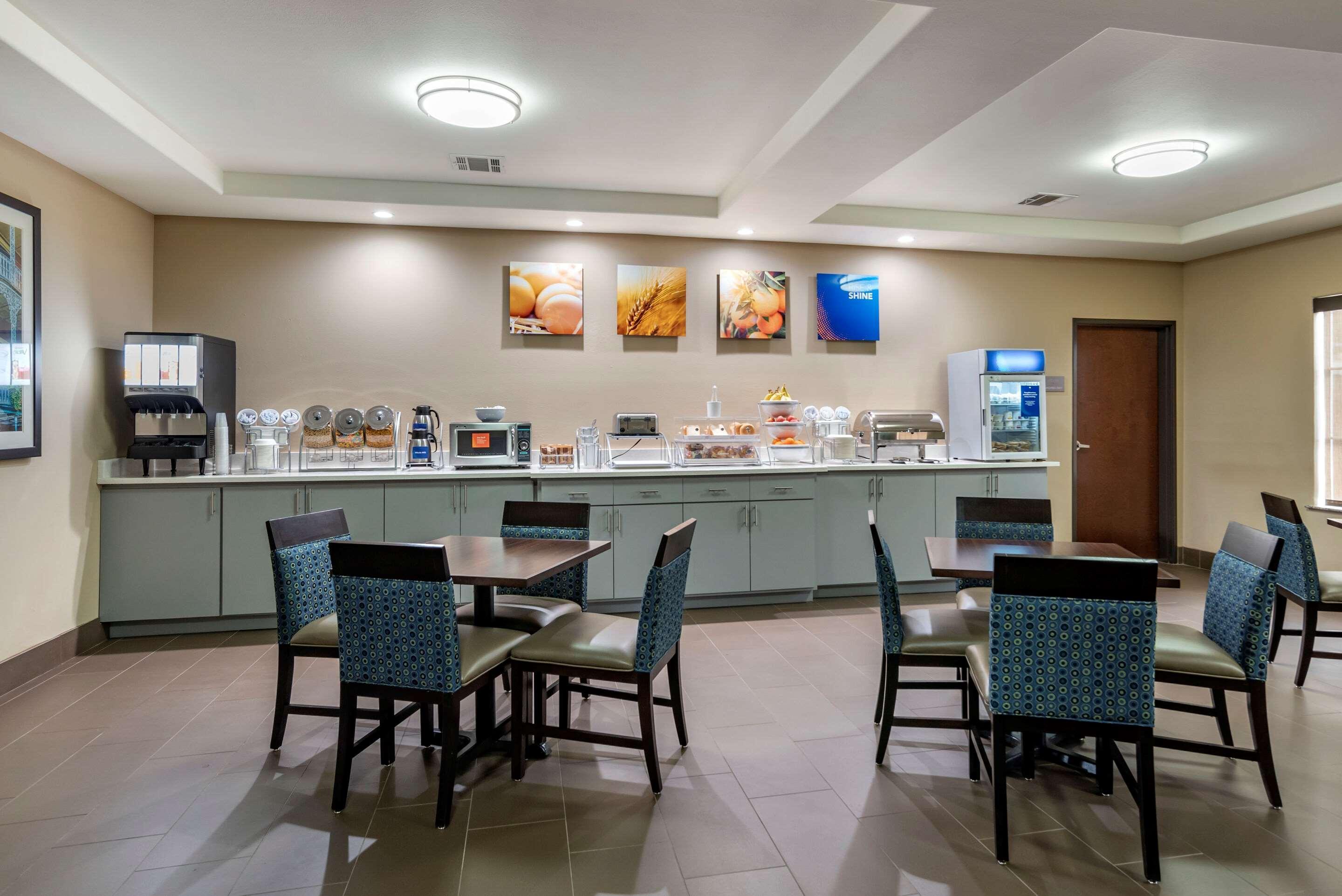 Comfort Inn & Suites Scott-West Lafayette Exterior photo